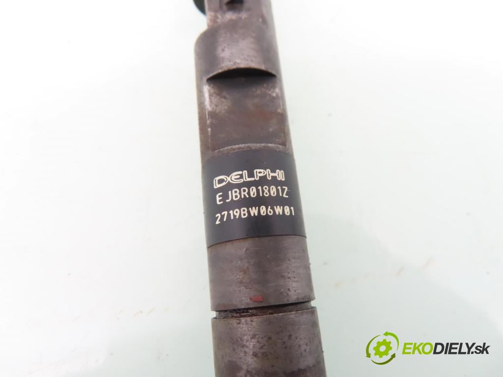 RENAULT CLIO II (BB_, CB_) HB 2003 48,00 1.5 dCi 65 - K9K 704 1461,00 vstrekovač EJBR01801Z ; 8200206565 ; 8200049873 (Vstrekovač paliva)