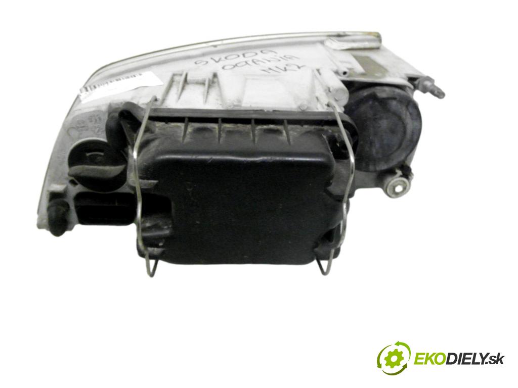 SKODA OCTAVIA II Combi (1Z5) KOMBI 2007 103,00 2.0 TDI 16V - BKD 1968,00 Svetlo LP 20A670