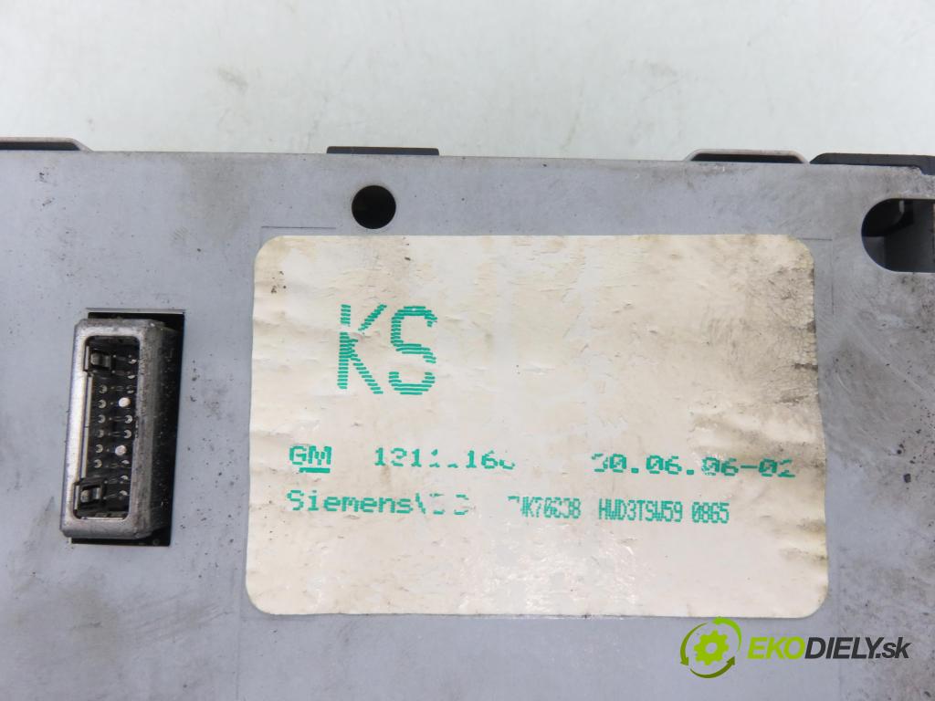 OPEL ASTRA H Kombi (A04) KOMBI 2006 88,00 1.9 CDTI - Z 19 DT 1910,00 RADIO CD 13188465 ; 13111166KS ; CD70