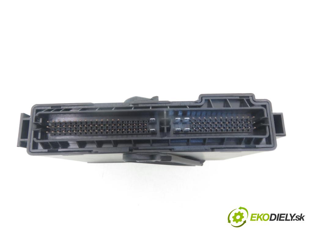OPEL MERIVA A nadwozie wielkoprzestrzenne (MPV) (X03) MINIVAN 2005 66,00 1.4 16V Twinport - Z 14 XEP 1364,00 spinačka / imobilizéra IMMO / Riadiaca jednotka 55354330 ; 0261208670 ; 90589313