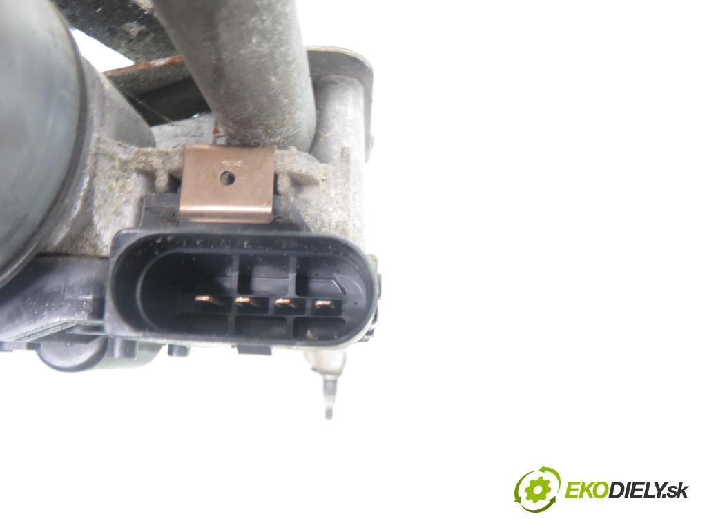 SKODA OCTAVIA II (1Z3) SEDAN 2006 103,00 2.0 TDI 16V - BKD 1968,00 Motorček stieračov 0390241754 ; 1Z1955119A ; 1137328142