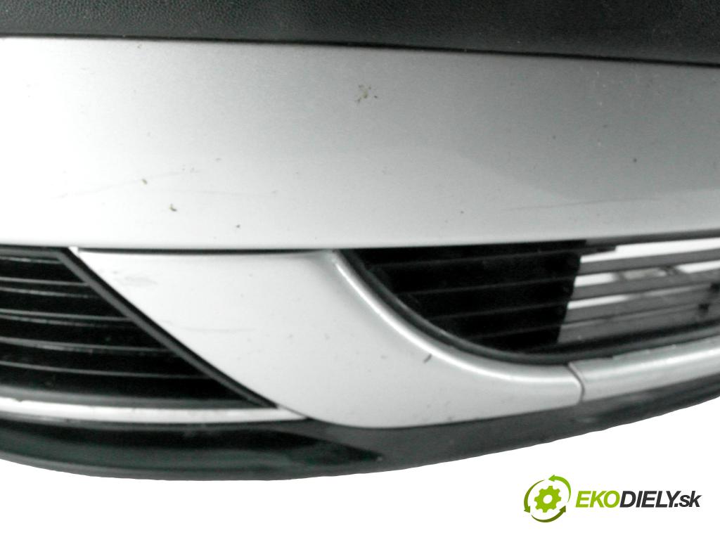 SEAT TOLEDO II (1M2) SEDAN 2002 77,00 1.6 16V - AUS 1598,00 Nárazník predný