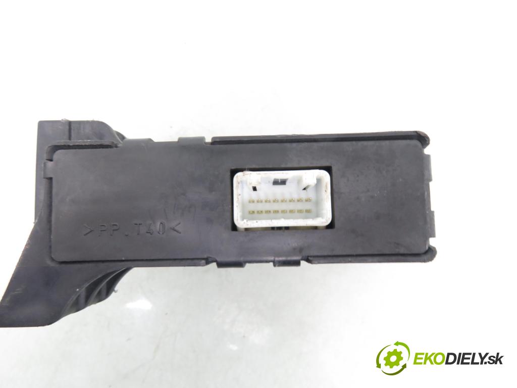 TOYOTA YARIS (_P9_) HB 2006 51,00 1.0 VVT-i (KSP90_) - 1KR-FE 998,00 spinačka / imobilizéra IMMO / Riadiaca jednotka 896610D270 ; 88650OD170 ; N0502241256B