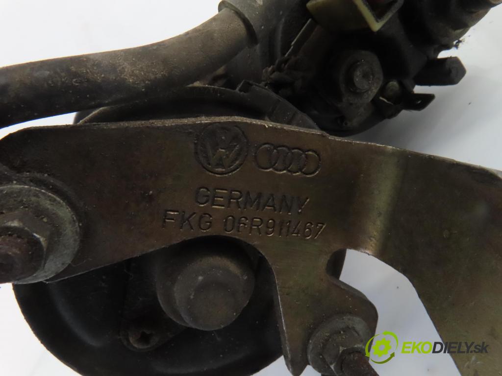 VW PASSAT B5 (3B2) SEDAN 2000 74,00 1.6 - ADP 1595,00 Štartér FKG06R911467 (Štartér)