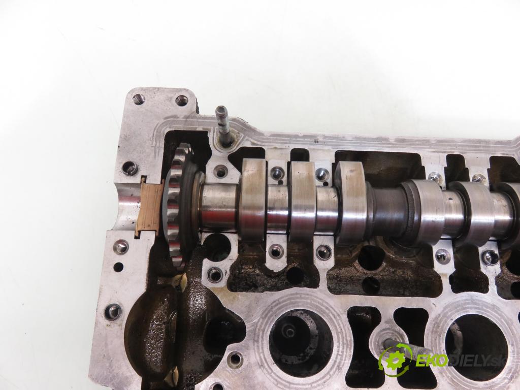 AUDI A3 (8L1) HB 1998 92,00 1.8 - AGN 1781,00 hlava 058103373D