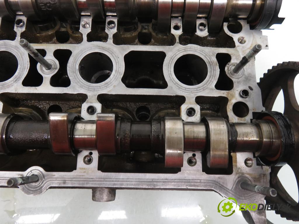AUDI A3 (8L1) HB 1998 92,00 1.8 - AGN 1781,00 hlava 058103373D