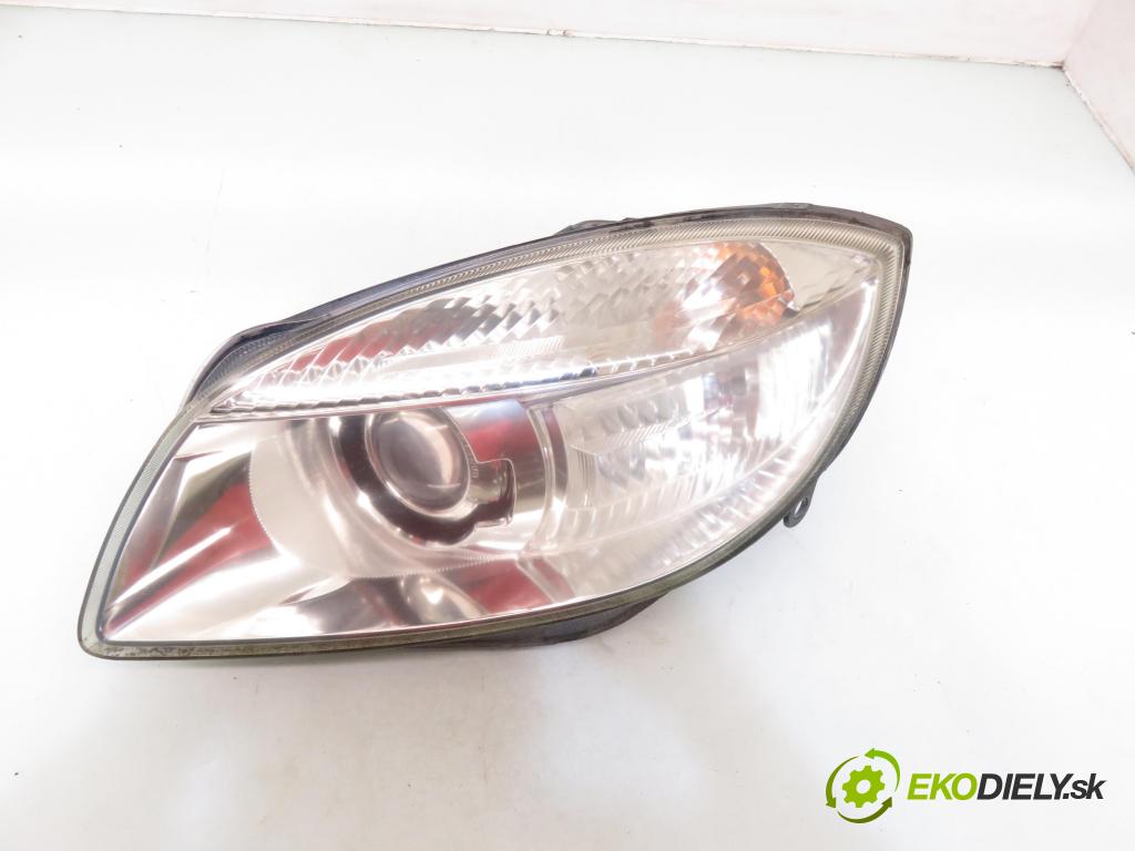 SKODA ROOMSTER (5J) KOMBIVAN 2007 59,00 1.4 TDI - BMS 1422,00 Svetlo LP 24783100L ; 41414143