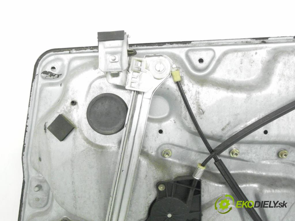 VW PASSAT B5 (3B2) SEDAN 1999 85,00 1.9 TDI - AJM 1896,00 Mechanizmus okien 3B4837751EG ; 101430202 ; 3B4837755D
