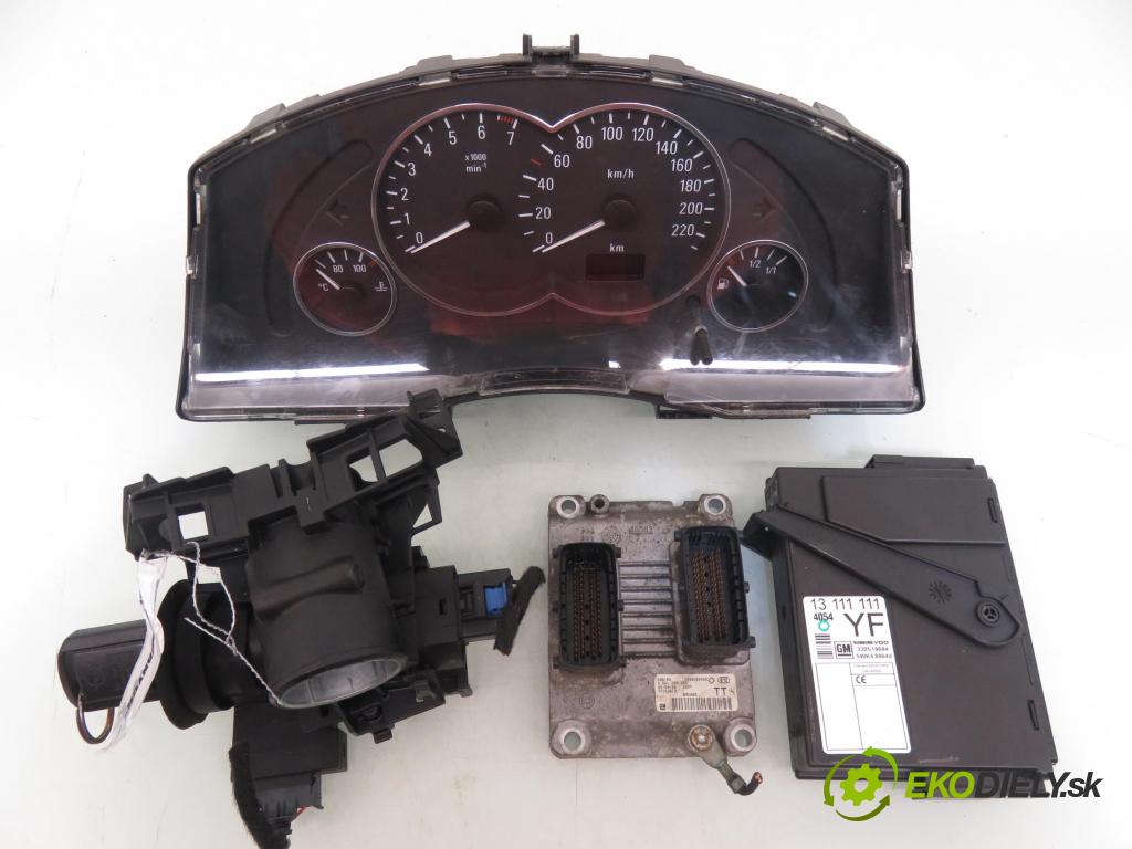 OPEL MERIVA A nadwozie wielkoprzestrzenne (MPV) (X03) MINIVAN 2006 66,00 1.4 16V Twinport - Z 14 XEP 1364,00 spinačka / imobilizéra IMMO / Riadiaca jednotka 0261208255 ; 330518684 ; 90589313