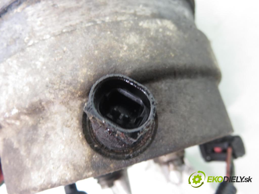 RENAULT LAGUNA II Grandtour (KG0/1_) KOMBI 2002 88,00 1.9 dCi 120 - F9Q 750 1870,00 KOMPRESOR: klimatizace 8200021822 ; 1135320 (Kompresor klimatizace)