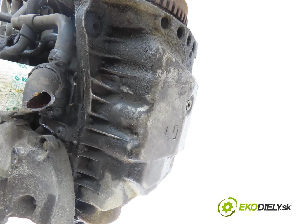 VOLVO V40 Kombi (645) KOMBI 2002 75,00 1.9 DI 102 - D 4192 T4 1870,00 Motor DIESEL D4192T4 ; 0445010031 ; 0445110021