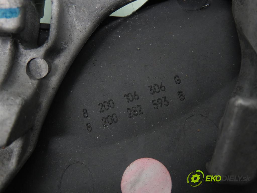 RENAULT MEGANE II (BM0/1_, CM0/1_) HB 2003 72,00 1.4 16V (BM0B, CM0B) - K4J 730 1390,00 Volant 8200106306G ; 8200282593B (Volant)