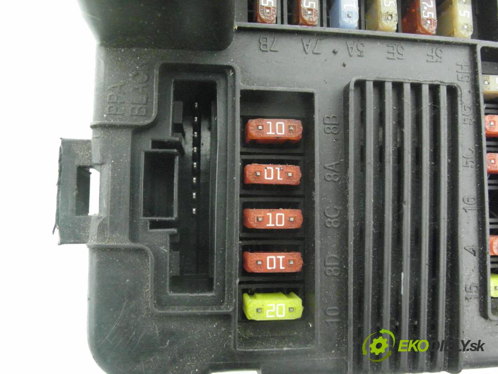 RENAULT SCENIC II (JM0/1_) MINIVAN 2005 74,00 1.5 dCi 101 - K9K 728 1461,00 MODUL BSI 8200306032C ; S118399200F