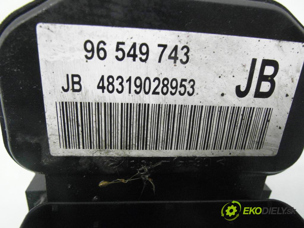 CHEVROLET LACETTI (J200) HB 2006 70,00 1.4 16V - F14D3 1399,00 Pumpa ABS 96549743 ; 0265216874 (Pumpa ABS)