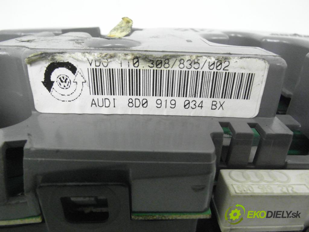 AUDI A4 (8D2, B5) SEDAN 1996 92,00 1.8 - ADR 1781,00 Prístrojovka elektrický 8D0919034BX ; 88311225230