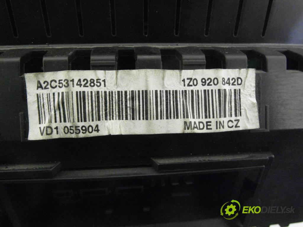 SKODA OCTAVIA II Combi (1Z5) KOMBI 2007 103,00 2.0 TDI 16V - BKD 1968,00 Prístrojovka elektrický 1Z0920842D ; V1612036