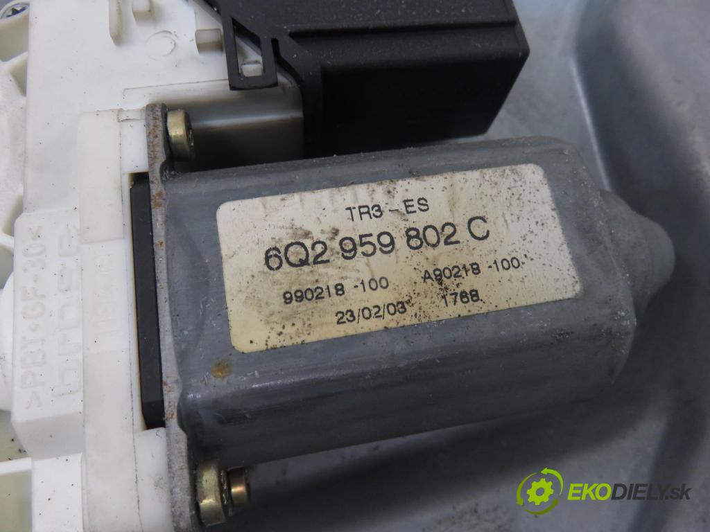 SEAT CORDOBA (6L2) SEDAN 2003 74,00 1.4 16V - BBZ 1390,00 mechanismus oken 6L4837755J ; 6Q2959802C ; 6L4837751AR