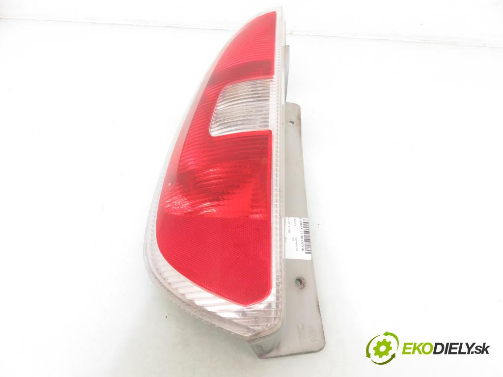 SKODA ROOMSTER (5J) KOMBIVAN 2014 66,00 1.6 TDI - CAYB 1598,00 Svetlo ľavé zadné 5J7945111