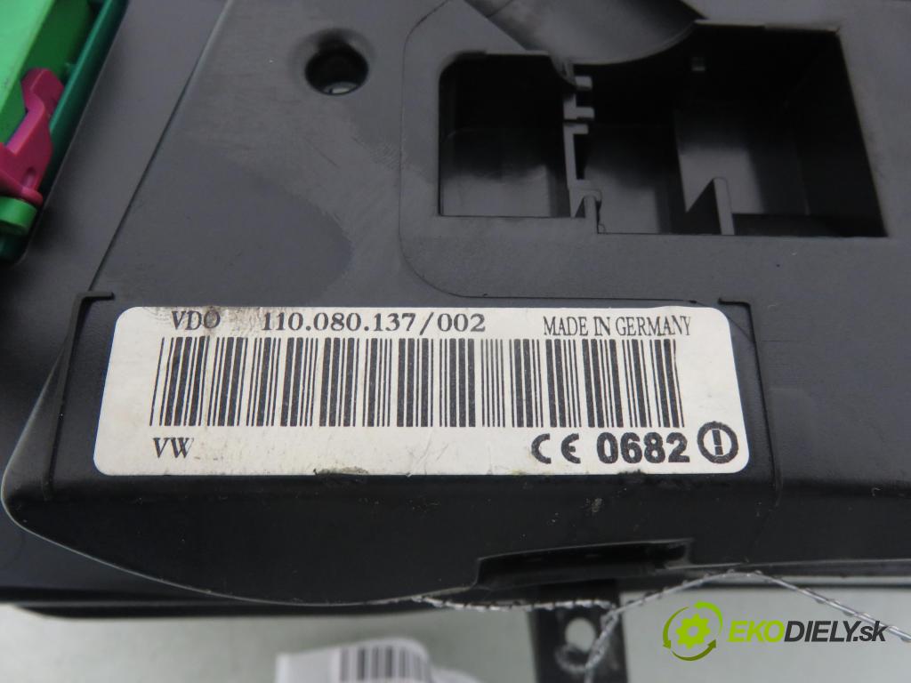 VW PASSAT B5.5 Variant (3B6) KOMBI 2001 96,00 1.9 TDI PD 130 - AVF 1896,00 Prístrojovka elektrický 3B0920826A ; 110080137