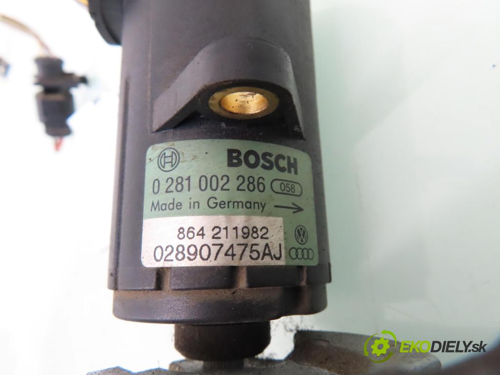 AUDI A4 Avant (8D5, B5) KOMBI 1998 66,00 1.9 TDI - AHU 1896,00 Potenciometer plynu 0281002286 ; 028907475AJ (Potenciometer plynového pedálu)
