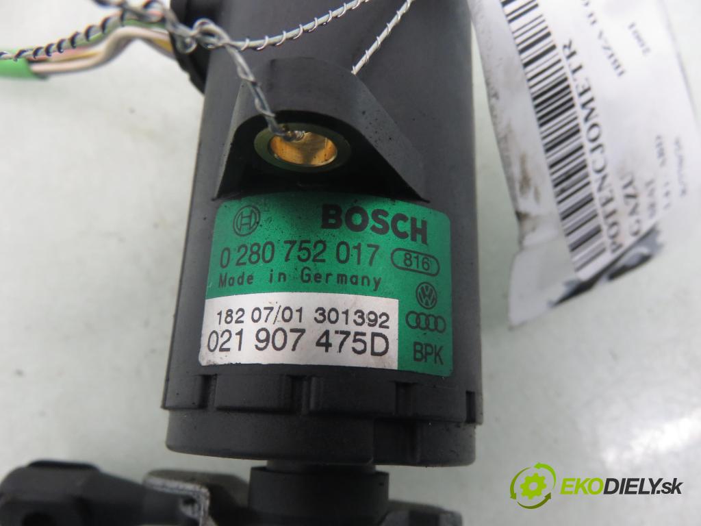 SEAT IBIZA II (6K1) HB 2001 44,00 1.4 i - ABD 1390,00 potenciometr plynového pedálu 0280752017 ; 021907475D ; 4A0721757A (Potenciometr plynového pedálu)