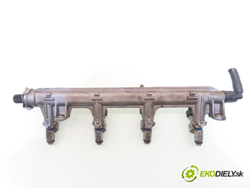 FIAT STILO (192_) HB 2002 98,00 1.8 16V (192_XC1A) - 192 A4.000 1747,00 lišta vstřikovací CB163 (Vstřikovací lišta)
