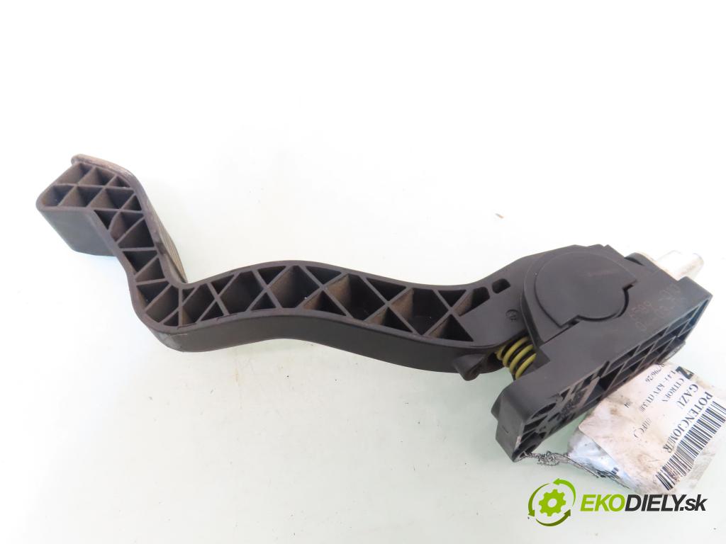 CITROEN C3 I (FC_) HB 2004 54,00 1.4 i - KFV (TU3JP) 1360,00 Potenciometer plynu 0280752251 ; 9646702180 (Potenciometer plynového pedálu)