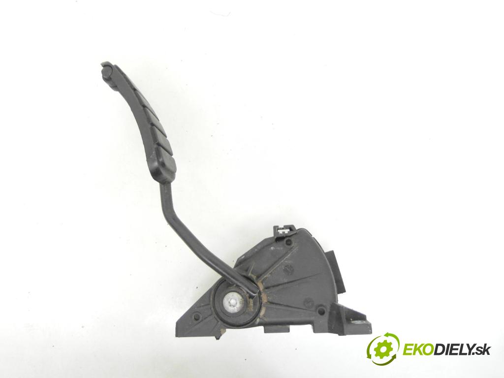 OPEL MOVANO Platforma / podwoyie (X70) KABINA/PLATFORMA 2006 84,00 2.5 DTI - G9U 724 2464,00 potenciometr plynového pedálu 7700314525 ; 6PV00811904 (Potenciometr plynového pedálu)