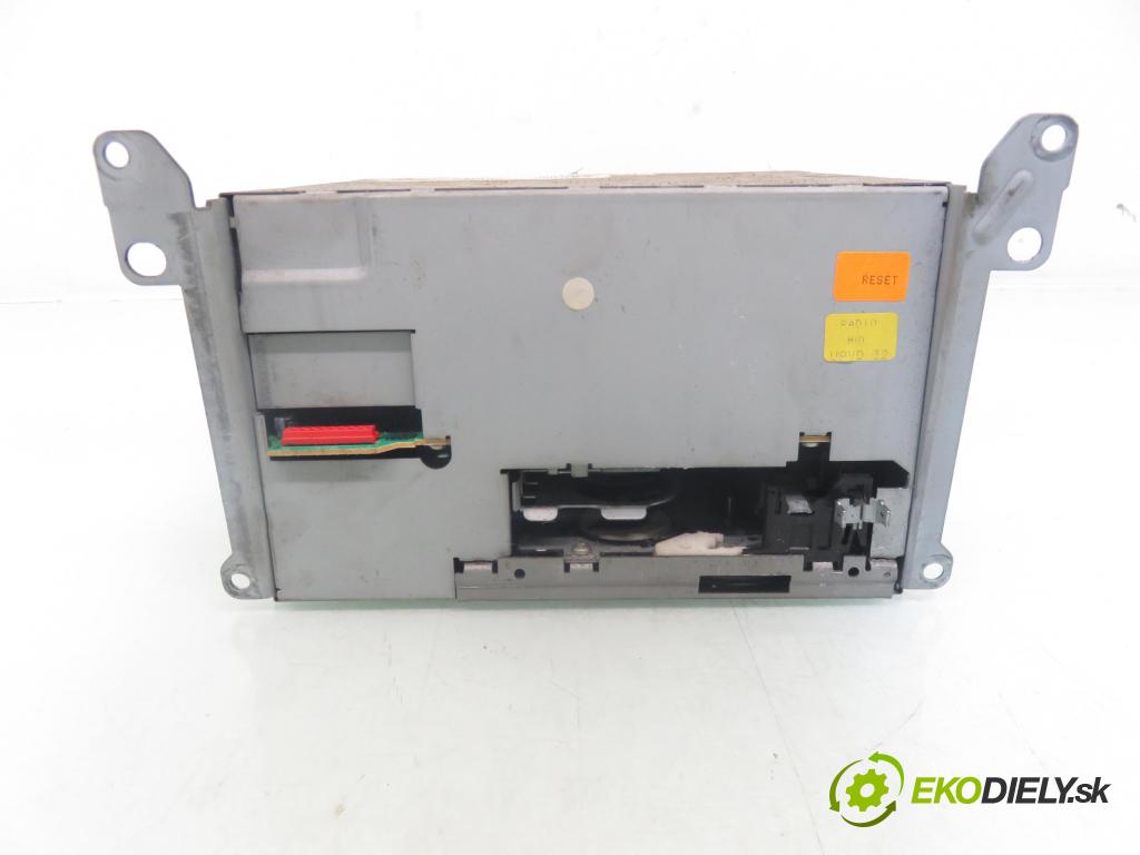 SEAT IBIZA II (6K1) HB 2001 50,00 1.9 SDI - AQM 1896,00 RADIO Modul 6K0035152A