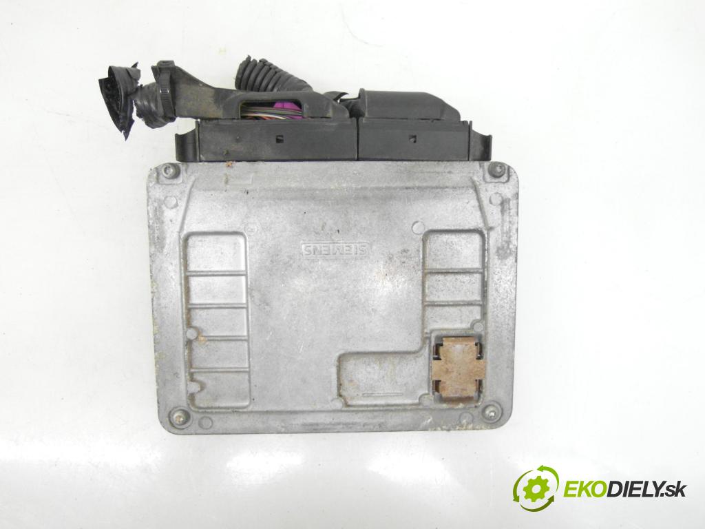 VW POLO (9N_) HB 2002 47,00 1.2 12V 64 - AZQ 1198,00 spinačka / imobilizéra IMMO / Riadiaca jednotka 03E906033L ; 4B0905851C ; 6Q0920800P