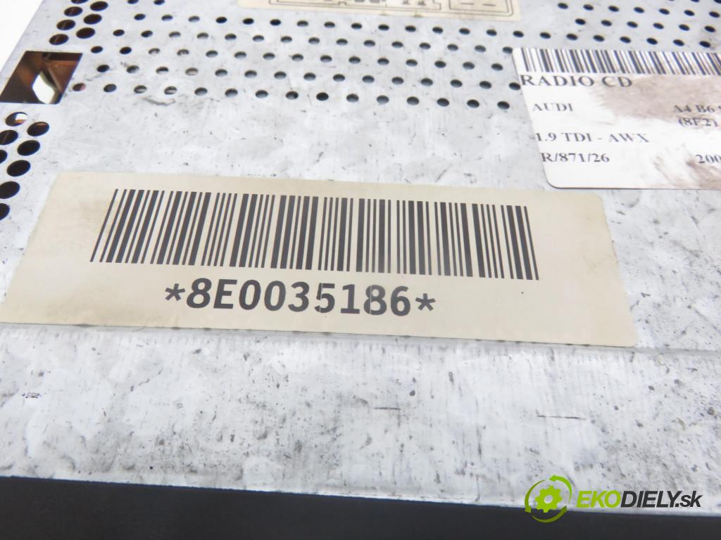 AUDI A4 (8E2, B6) SEDAN 2003 96,00 1.9 TDI PD 130 - AWX 1896,00 RADIO CD 8E0035186G
