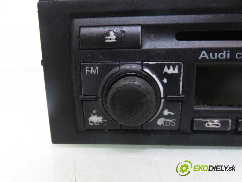 AUDI A4 (8E2, B6) SEDAN 2003 96,00 1.9 TDI PD 130 - AWX 1896,00 RADIO CD 8E0035186G