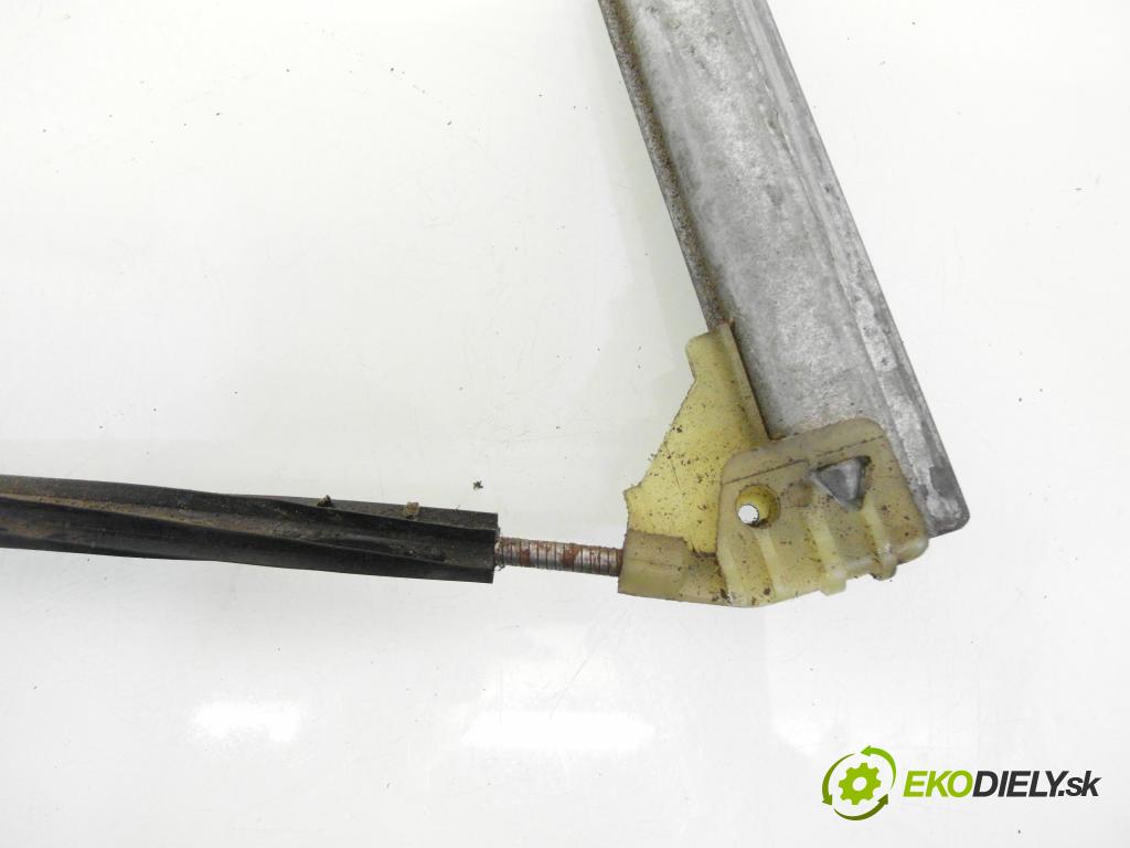 RENAULT LAGUNA II (BG0/1_) LIFTBACK 2004 79,00 1.9 dCi 107 - F9Q 754 1870,00 Mechanizmus okien 114810 ; 114808