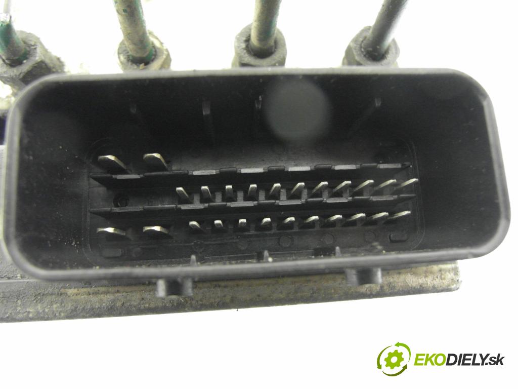 OPEL MOVANO Platforma / podwoyie (X70) KABINA/PLATFORMA 2006 84,00 2.5 DTI - G9U 724 2464,00 Pumpa ABS 8200528357 ; 15052204 ; 54084794A (Pumpa ABS)