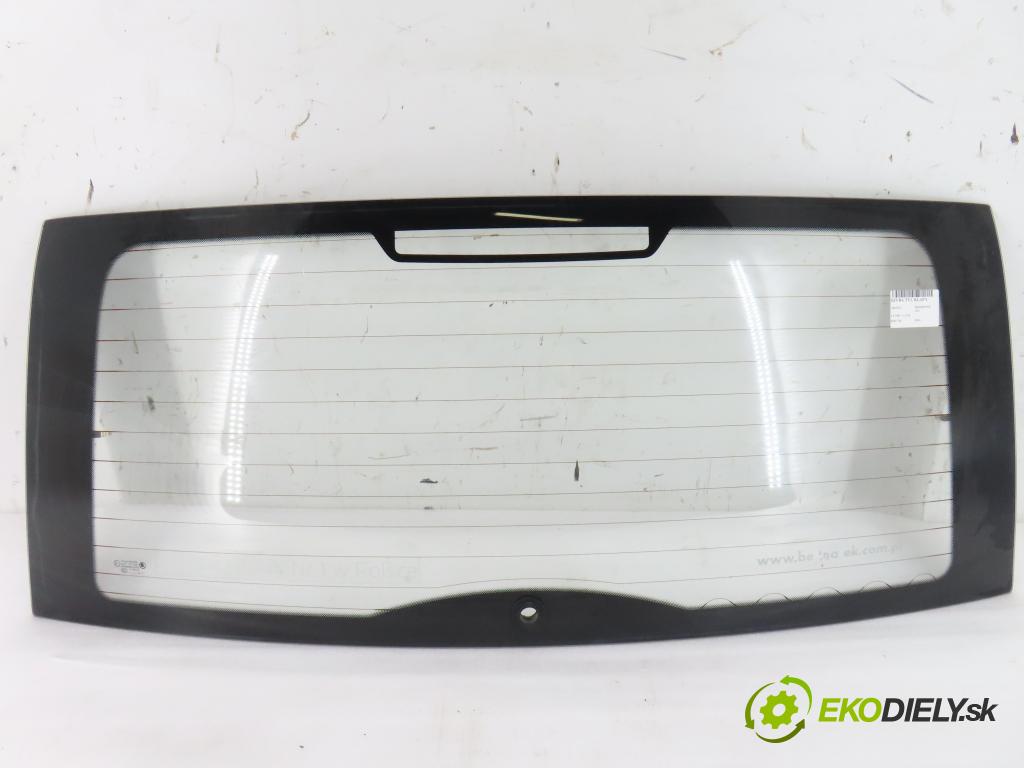SKODA ROOMSTER (5J) KOMBIVAN 2014 66,00 1.6 TDI - CAYB 1598,00 Okno zadné kapota