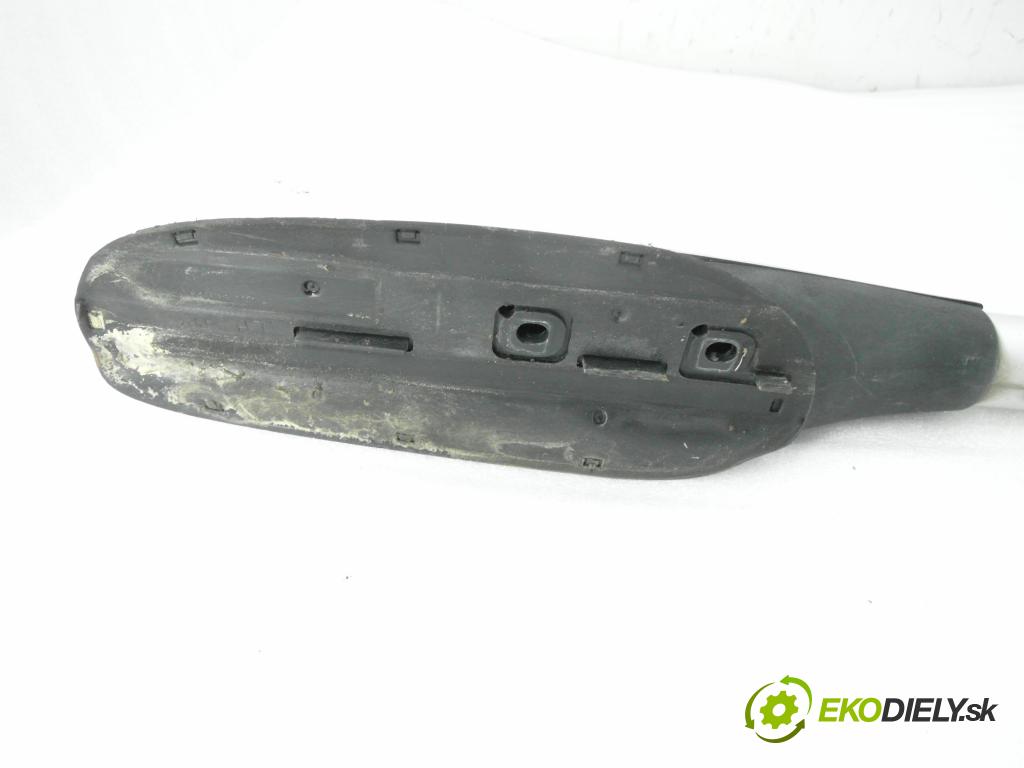 MITSUBISHI OUTLANDER I (CU_W) SUV 2003 118,00 2.4 4WD 160 (CU5W) - 4G69 2378,00 lyžiny STRECHA: