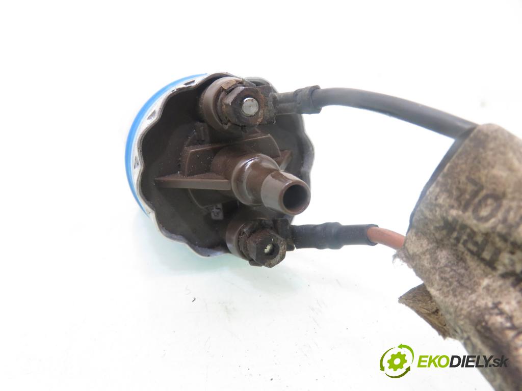 RENAULT SCENIC I (JA0/1_) MINIVAN 2002 75,00 1.9 dCi 102 - F9Q 732 1870,00 Pumpa paliva 8200056568