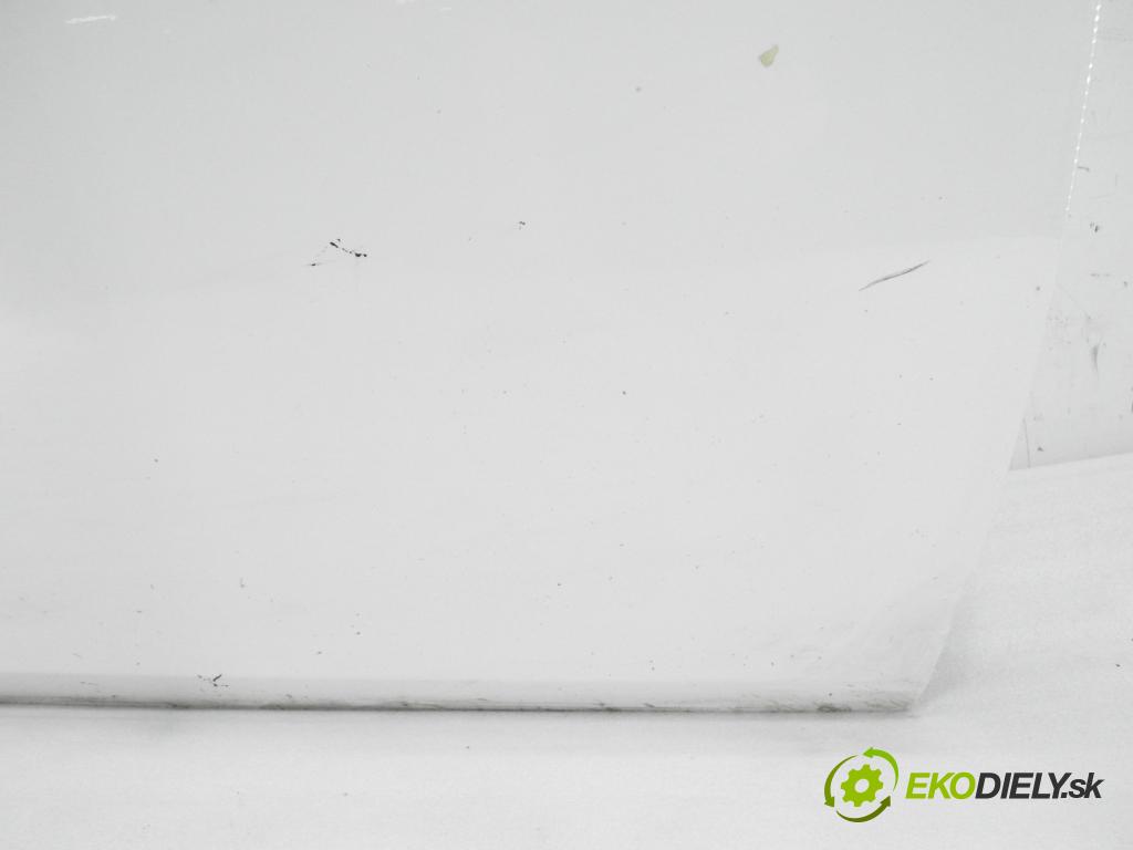 SKODA ROOMSTER (5J) KOMBIVAN 2014 66,00 1.6 TDI - CAYB 1598,00 dveře PP