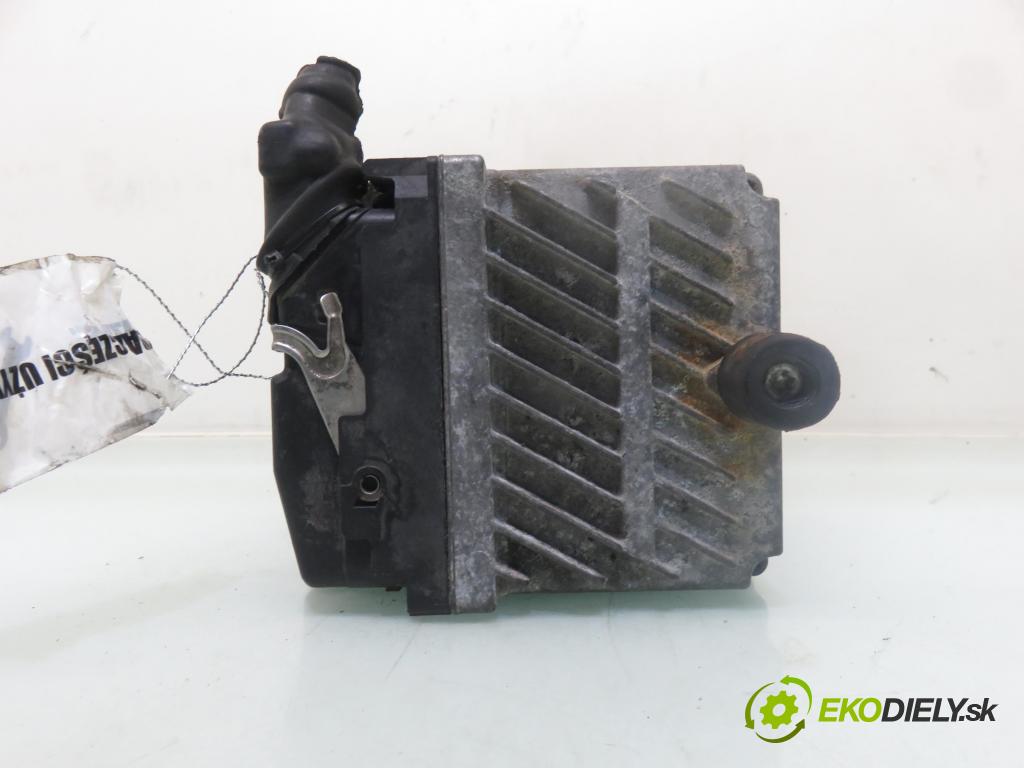 VW TRANSPORTER IV Skrzynia (70XA) FURGON 1996 50,00 1.9 TD 68 - ABL 1896,00 Pumpa ABS 0265220008 ; 0273004098 (Pumpa ABS)