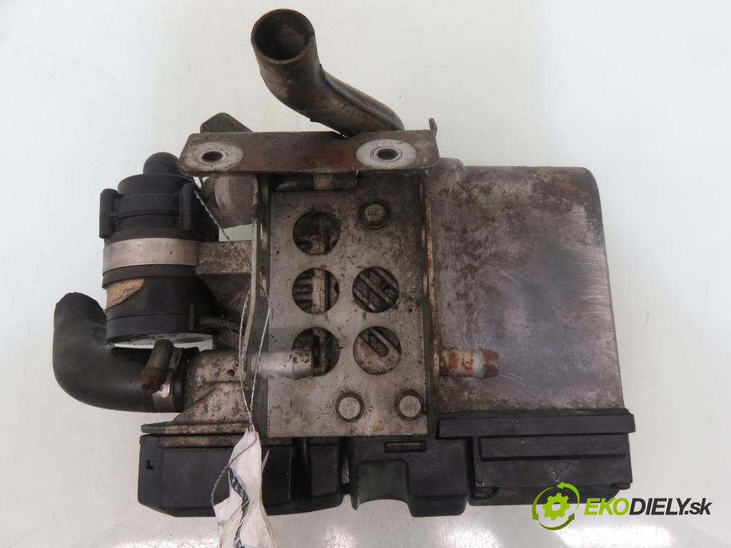BMW 5 (E39) SEDAN 2000 135,00 3.0 530 d 184 - M57 D30 (306D1) 2926,00 Webasto 92255B ; 200020012902 (Webasto (nezávislé kúrenie))