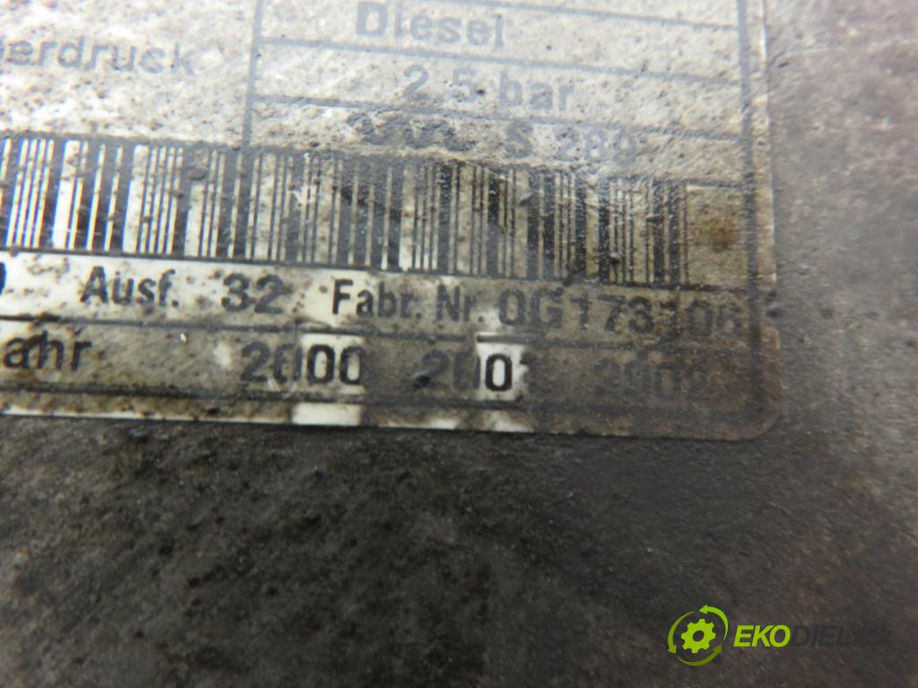 BMW 5 (E39) SEDAN 2000 135,00 3.0 530 d 184 - M57 D30 (306D1) 2926,00 Webasto 92255B ; 200020012902 (Webasto (nezávislé kúrenie))