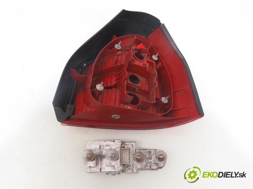 AUDI A3 (8L1) HB 2003 75,00 1.6 8V 102 - BFQ 1595,00 Svetlo ľavé zadné 11A464B