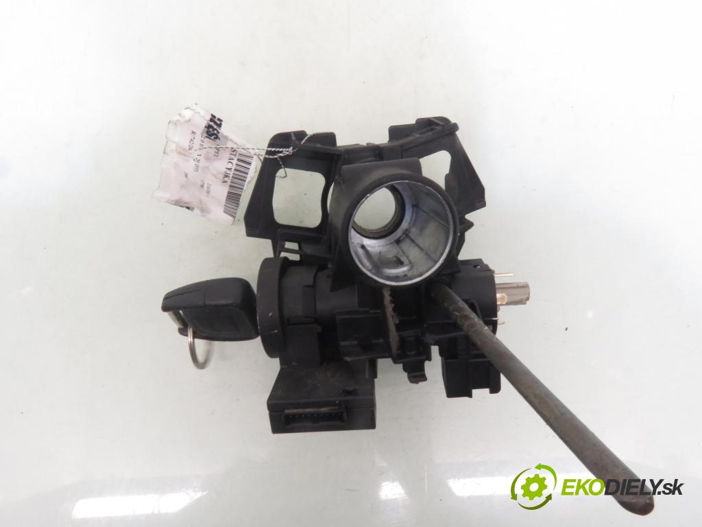 OPEL ZAFIRA A Nadwozie Wielkopojemne (MPV) (T98)  MINIVAN 2000 60,00 2.0 DI - X 20 DTL 1995,00 spinačka 90589313 ; 90589389 ; 24418927 (Spínacia skrinka)