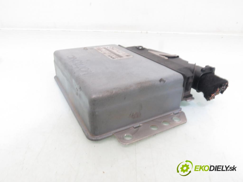 OPEL OMEGA B (25_, 26_, 27_) SEDAN 1997 85,00 2 - X 20 SE 1998,00 spinačka / imobilizéra IMMO / Riadiaca jednotka 90492381HG ; 0261203587 ; 26034041