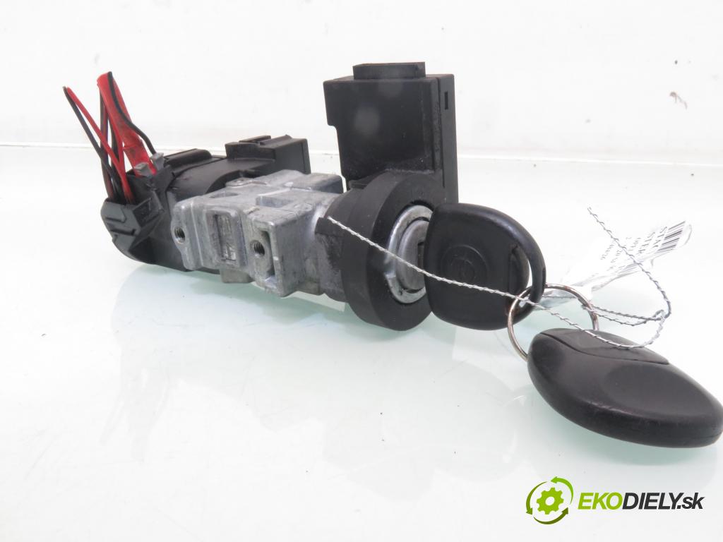 OPEL OMEGA B (25_, 26_, 27_) SEDAN 1997 85,00 2 - X 20 SE 1998,00 spinačka / imobilizéra IMMO / Riadiaca jednotka 90492381HG ; 0261203587 ; 26034041