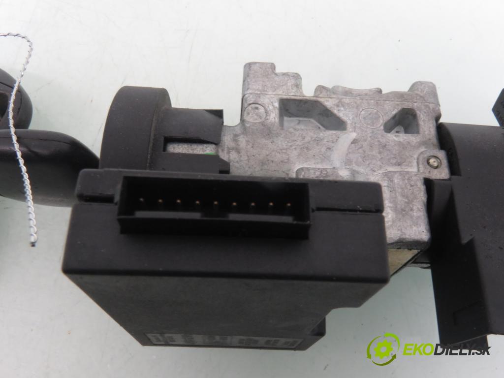 OPEL OMEGA B (25_, 26_, 27_) SEDAN 1997 85,00 2 - X 20 SE 1998,00 spinačka / imobilizéra IMMO / Riadiaca jednotka 90492381HG ; 0261203587 ; 26034041