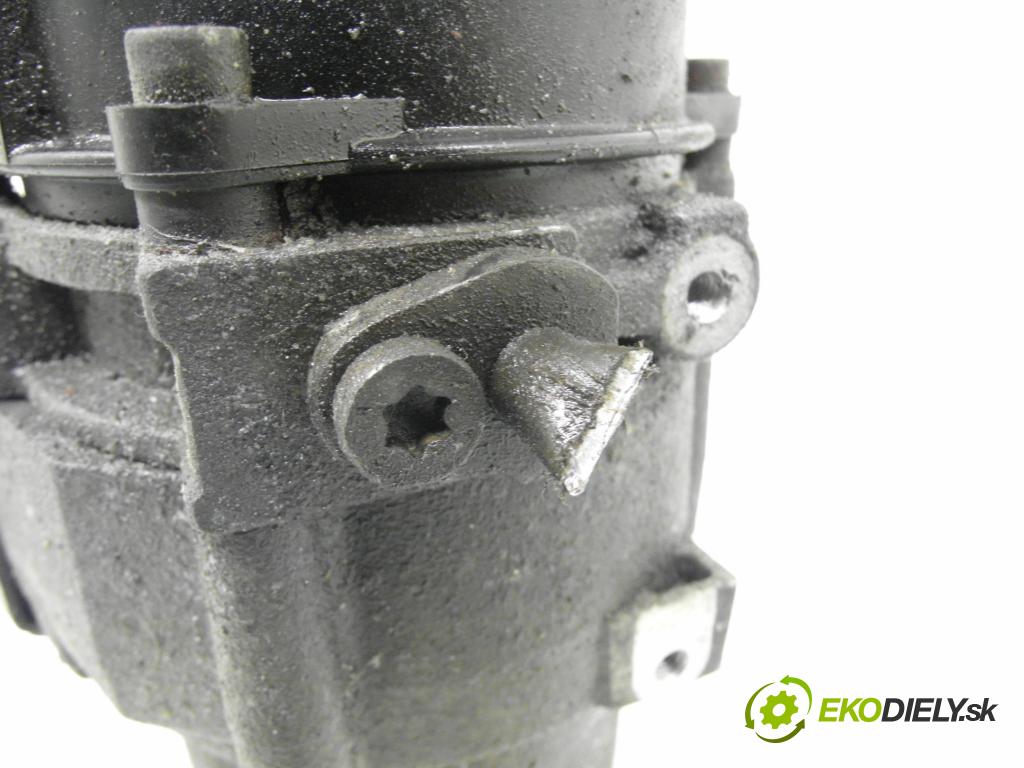 PEUGEOT 307 (3A/C) HB 2002 66,00 2.0 HDi 90 - RHY (DW10TD) 1997,00 Pumpa servočerpadlo 9645102480 ; A5088674 ; 113092