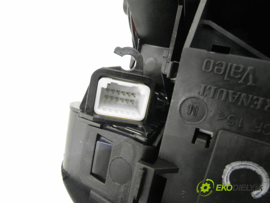 RENAULT SCENIC II (JM0/1_) MINIVAN 2005 88,00 1.9 DCI - F9Q 812 1870,00 PAKA/ŘAZENÍ/SADA: 8200127728 ; 61850005 ; 61880052A