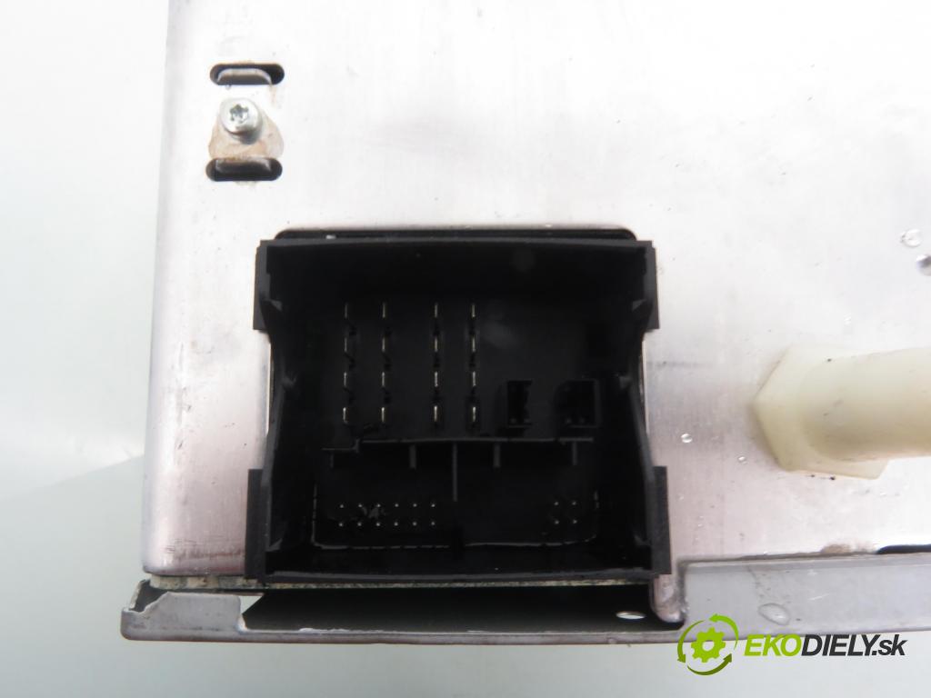 FORD FOCUS II (DA_, HCP) HB 2008 85,00 1.8 TDCi 115 - KKDA 1753,00 RADIO CD V029379 ; 8M5T18C815AB