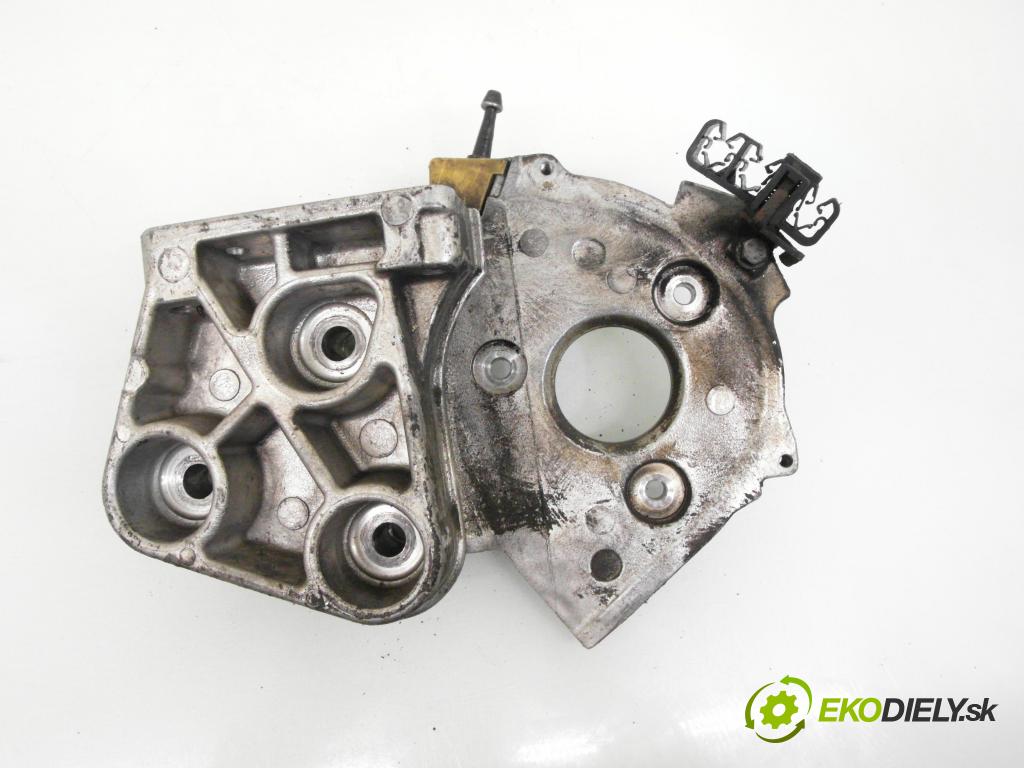 RENAULT SCENIC II (JM0/1_) MINIVAN 2005 88,00 1.9 DCI - F9Q 812 1870,00 Uchytenie pumpy vstrekovacej 8200240204